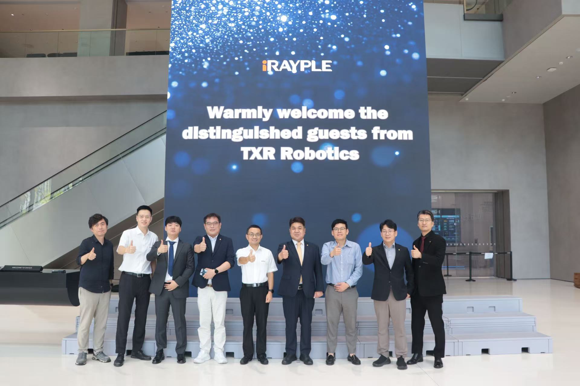 iRAYPLE and TXR Robotics Partner to Create Smart Robotic Automation Solutions